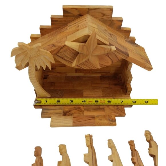 Nativity set Music Box of Carved Bethlehem Olive Wood National Geographic Origin - Picture 8 of 16